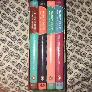 Nancy drew books 1-4